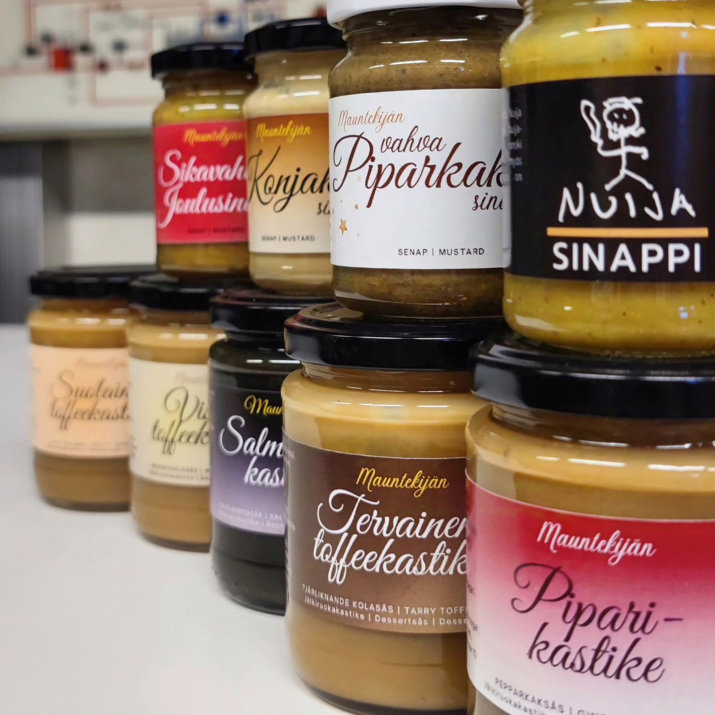 Tuotekuva öljypuun sinappi valikoimasta. Haiku Creative